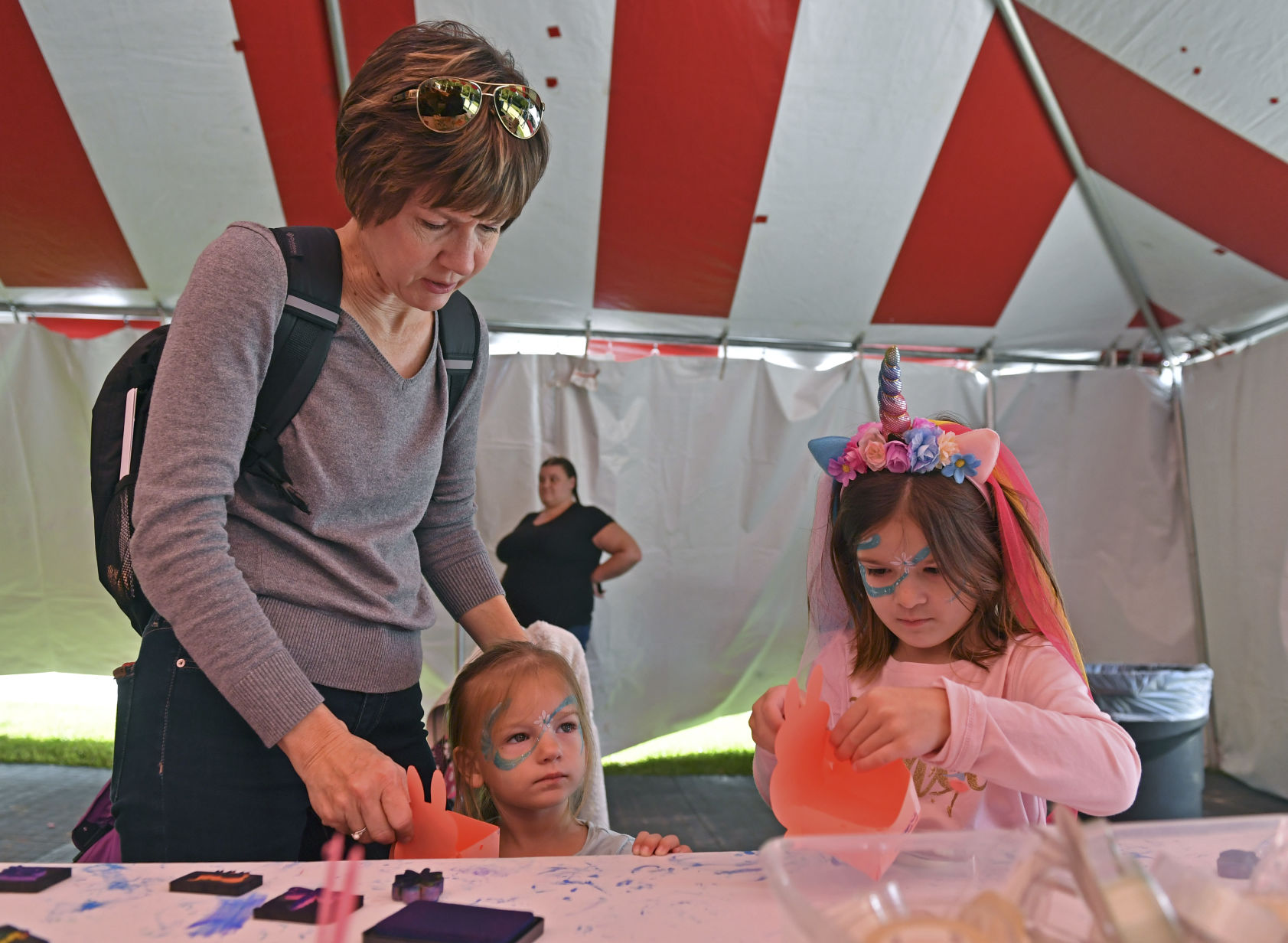 BR.bookfestival.110319 HS 140.JPG